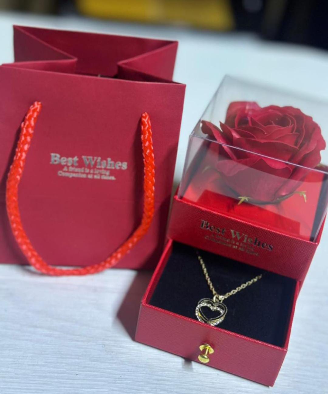 SET DE 4 PIEZAS POR EL DÍA DE LA MADRE 🌹