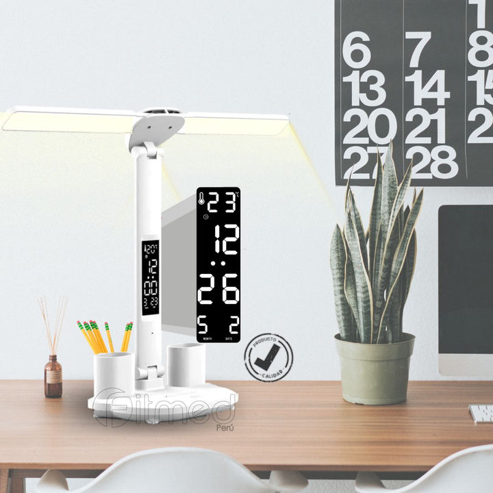 Lámpara LED digital escritorio con calendario hora y portalapiceros